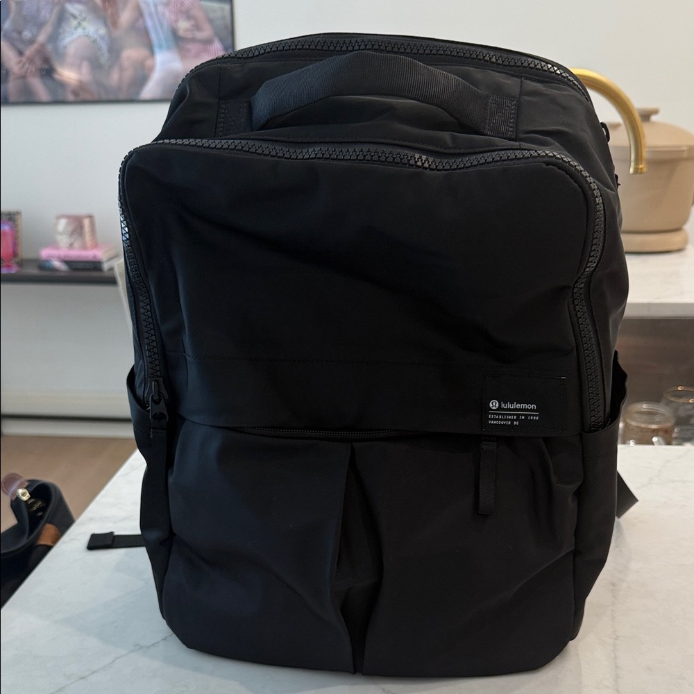 lululemon athletica Classic Black Backpack